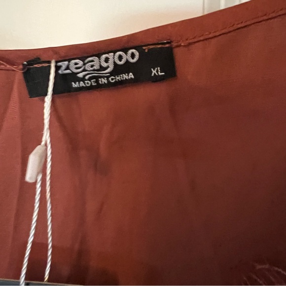 NEW! Amazon Women’s Satin Silk Tank Top with Lace Trim - Picture 5 of 5